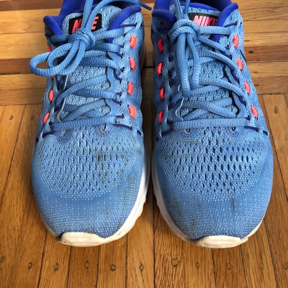 Women’s Nike Zoom - 7.5 - Picture 5 of 8